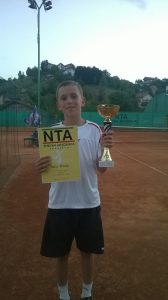 Mladi teniser iz Zvornik Nikola Zekic