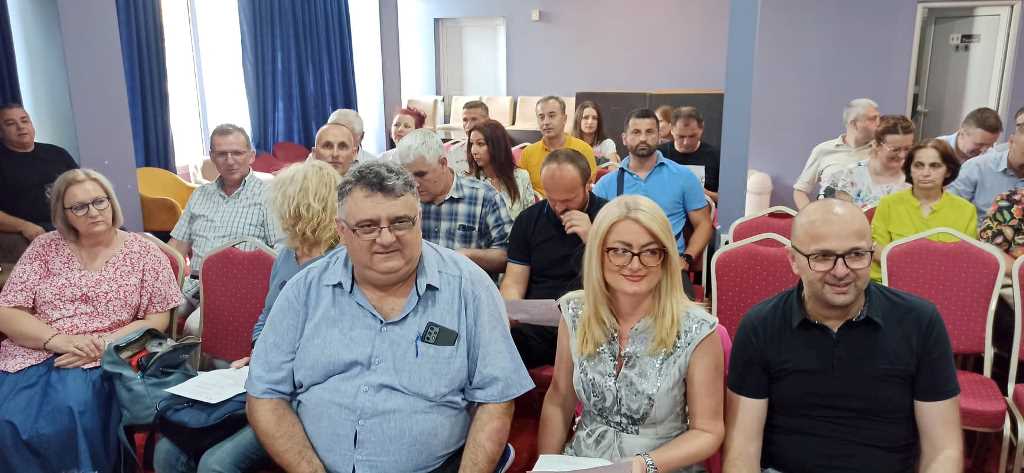 Sindikat prosvete naslovna