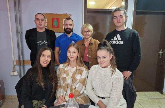 izbori citaj između redova