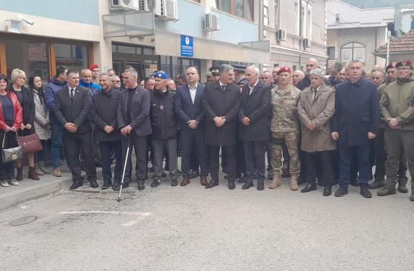 Policija narod
