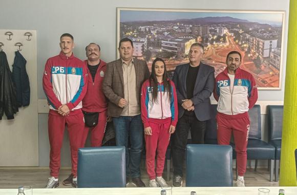 boks loznica