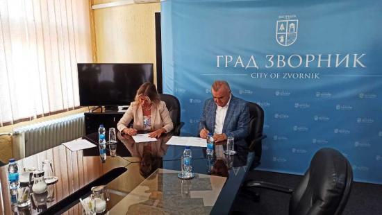 Ugovori povratnici naslovna